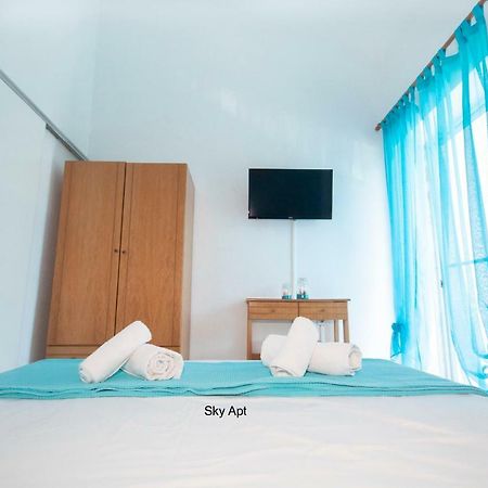Aello Sea-Seafront Apartments Szkála Fúrkasz Kültér fotó