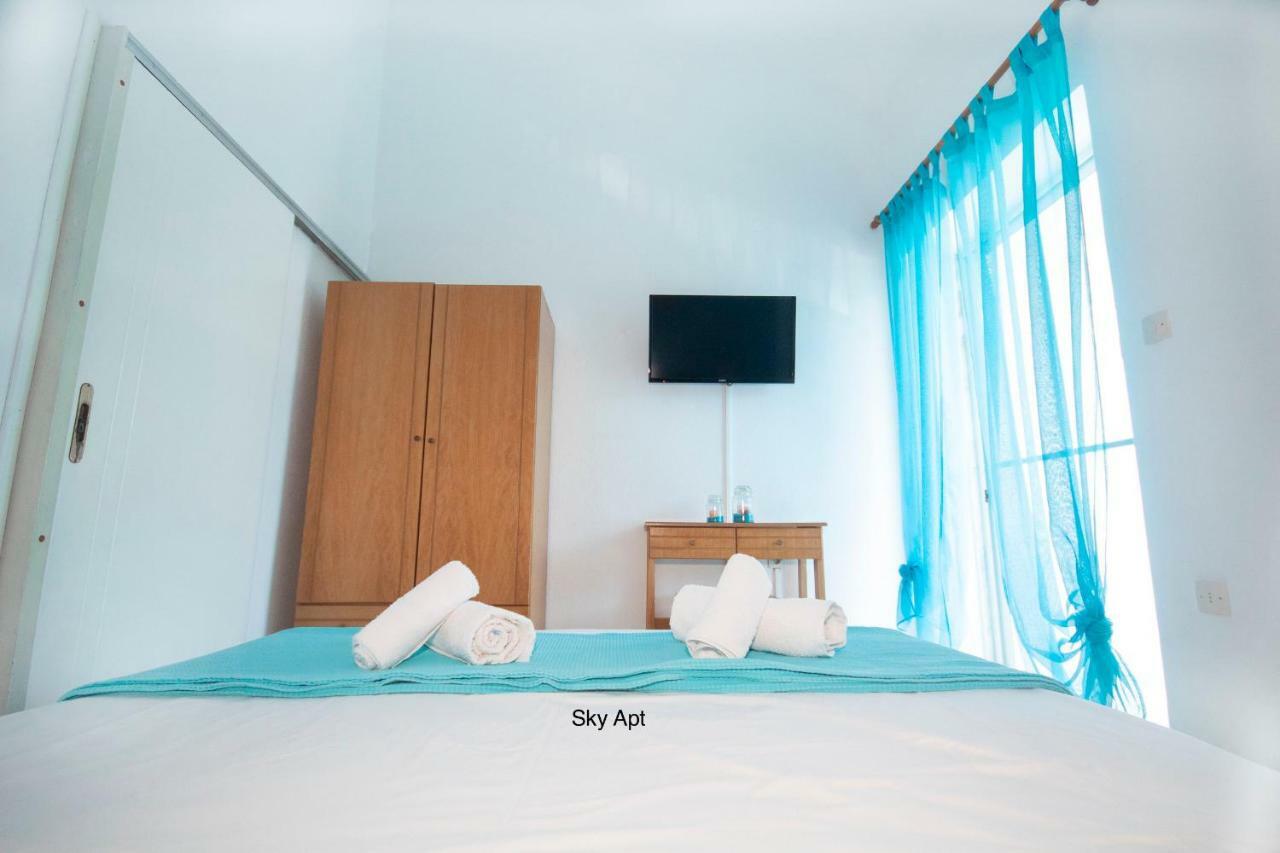Aello Sea-Seafront Apartments Szkála Fúrkasz Kültér fotó